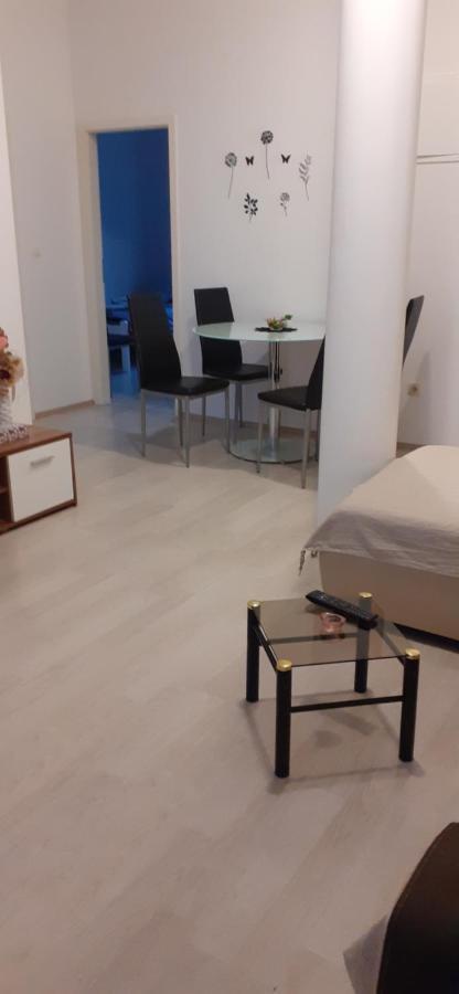 Apartman Tanja Apartment Bilice Bagian luar foto